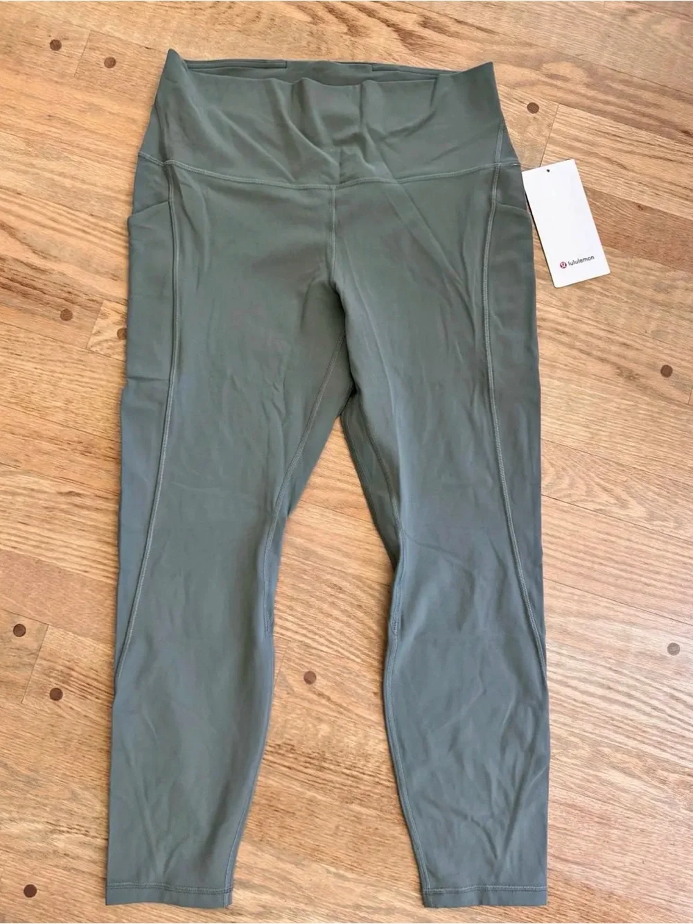 lululemon athletica Olive Green Align High-Rise 25in with pockets - NWT, Sz 14